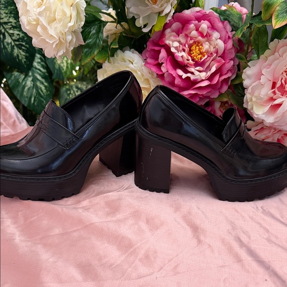 Madden Girl Glossy Black Platform Shoes - Picture 2 of 6